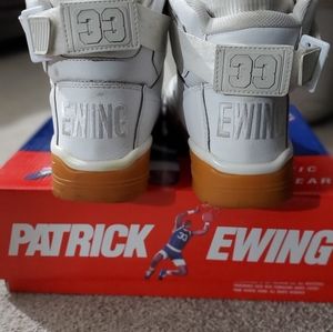Retro Patrick Ewing Sneakers sz 11 white with gum soles